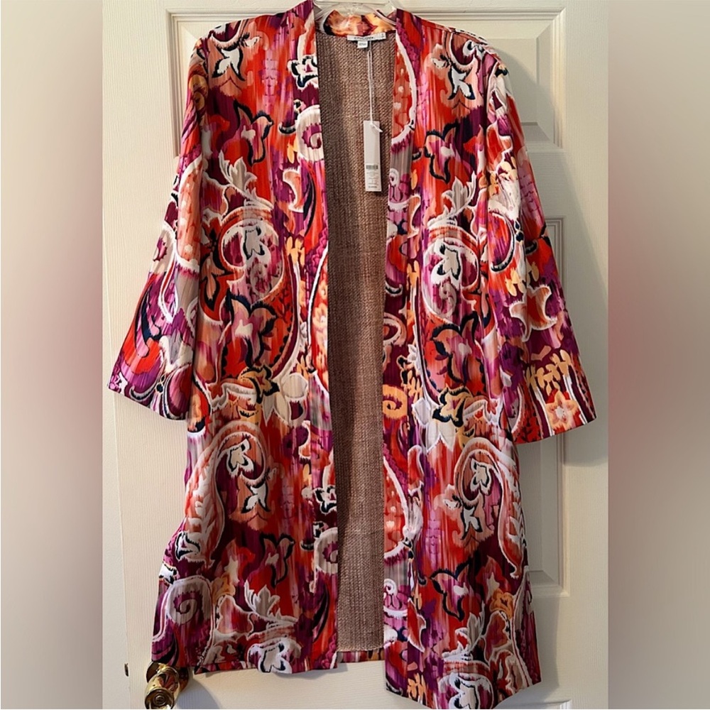 Chico's 2023 - 40th Anniversary Paisley Duster.  Size L